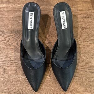 Steve Madden Black Pointed-Toe Mules
